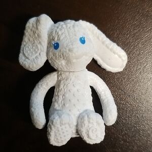 Mattel Barbie Chelsea Playhouse White Bunny Rabbit 1.5” Figure Toy Heart